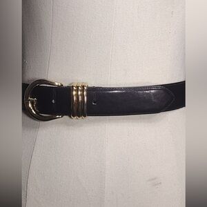 Ritz Elegant Black Leather Belt with Gold Buckle pre owned Exellent cond 27.5